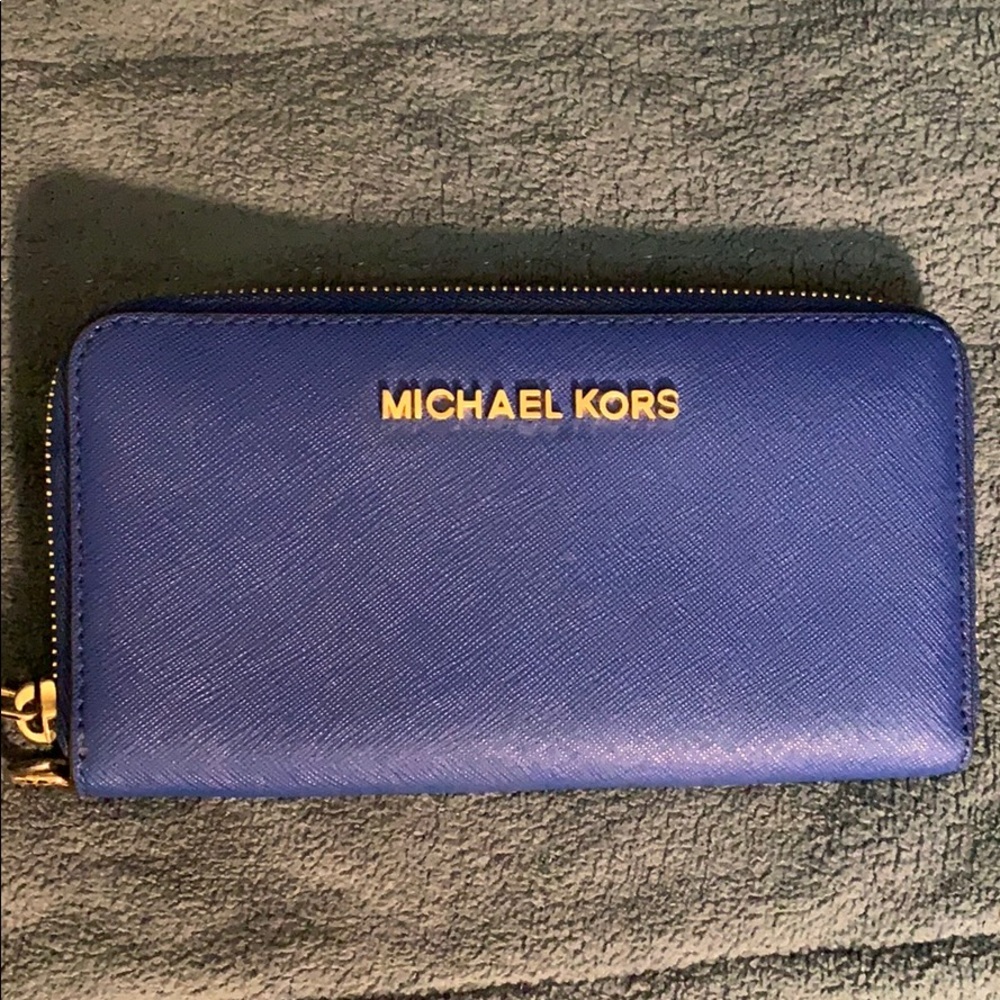 Authentic blue MK wallet - Picture 1 of 2